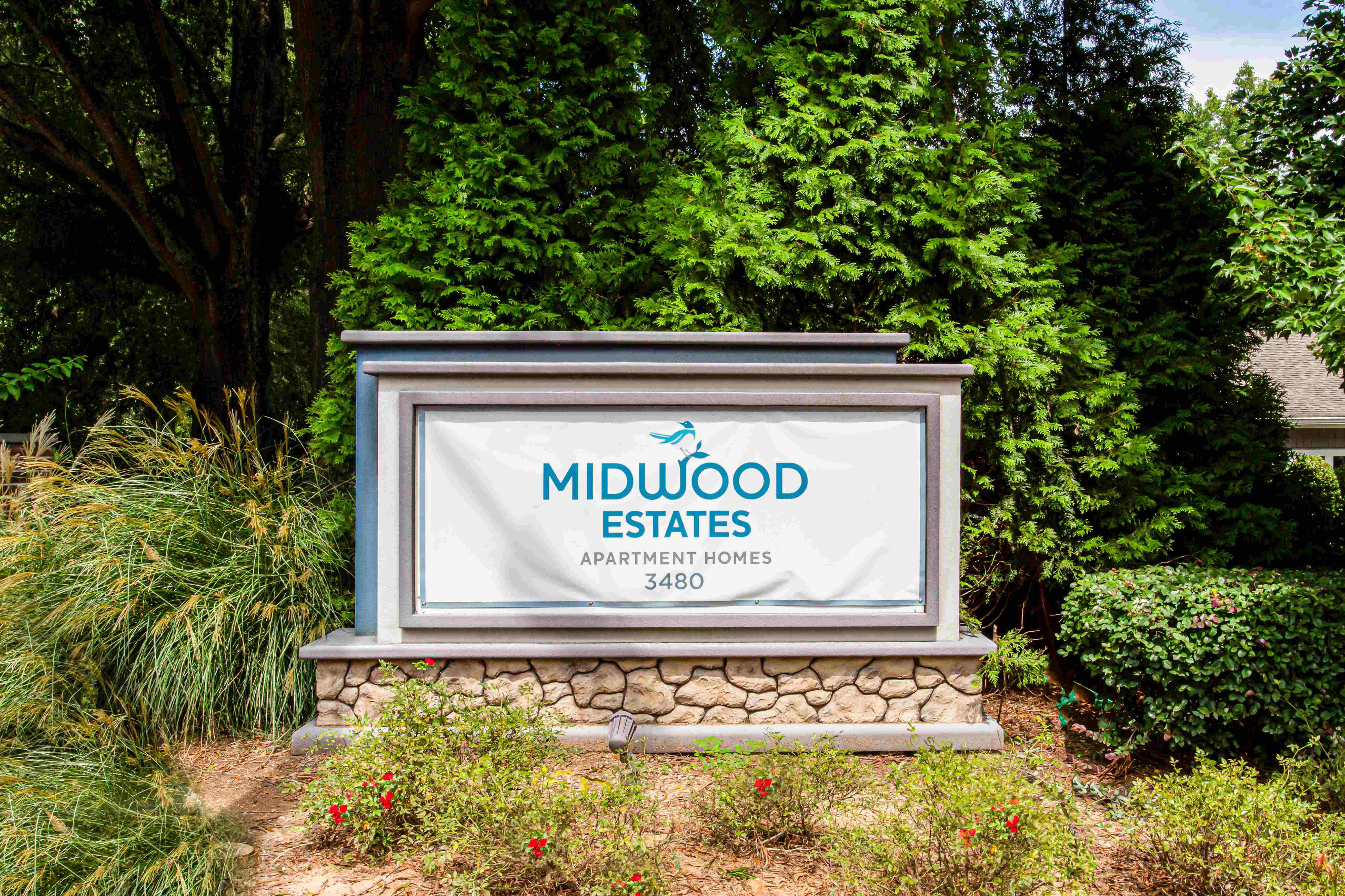 Midwood Estates Located in Doraville, GA exterior sign